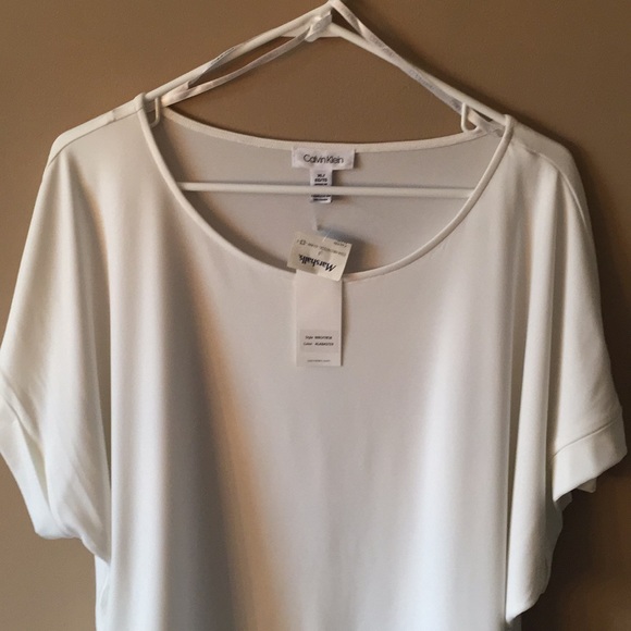 Calvin Klein Tops - NWT Calvin Klein Blouse